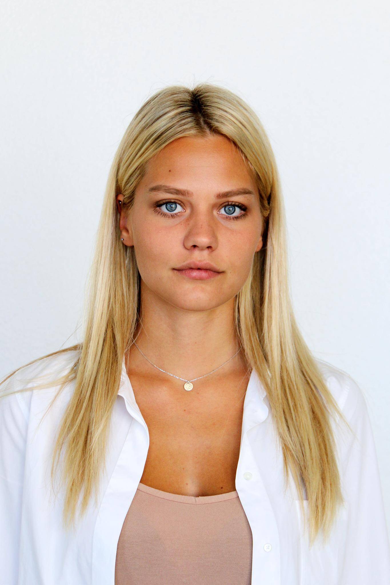 Ivana J.