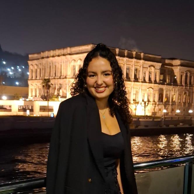 Loriane Messaadi