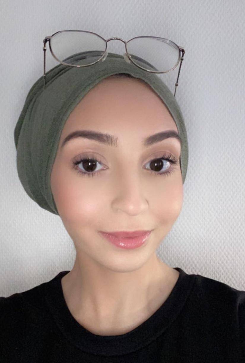 Yasmine O.