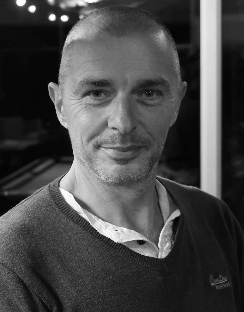 Etienne Mahe - Réalisateur Cadreur Monteur 