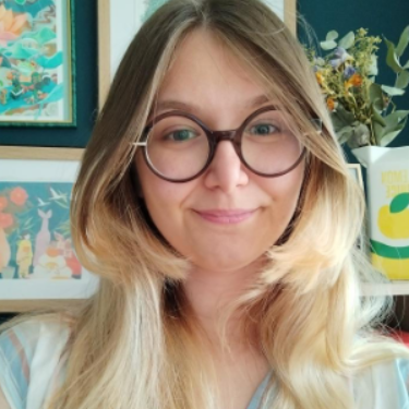 Justine Mullet - Graphiste - DA - Illustratrice