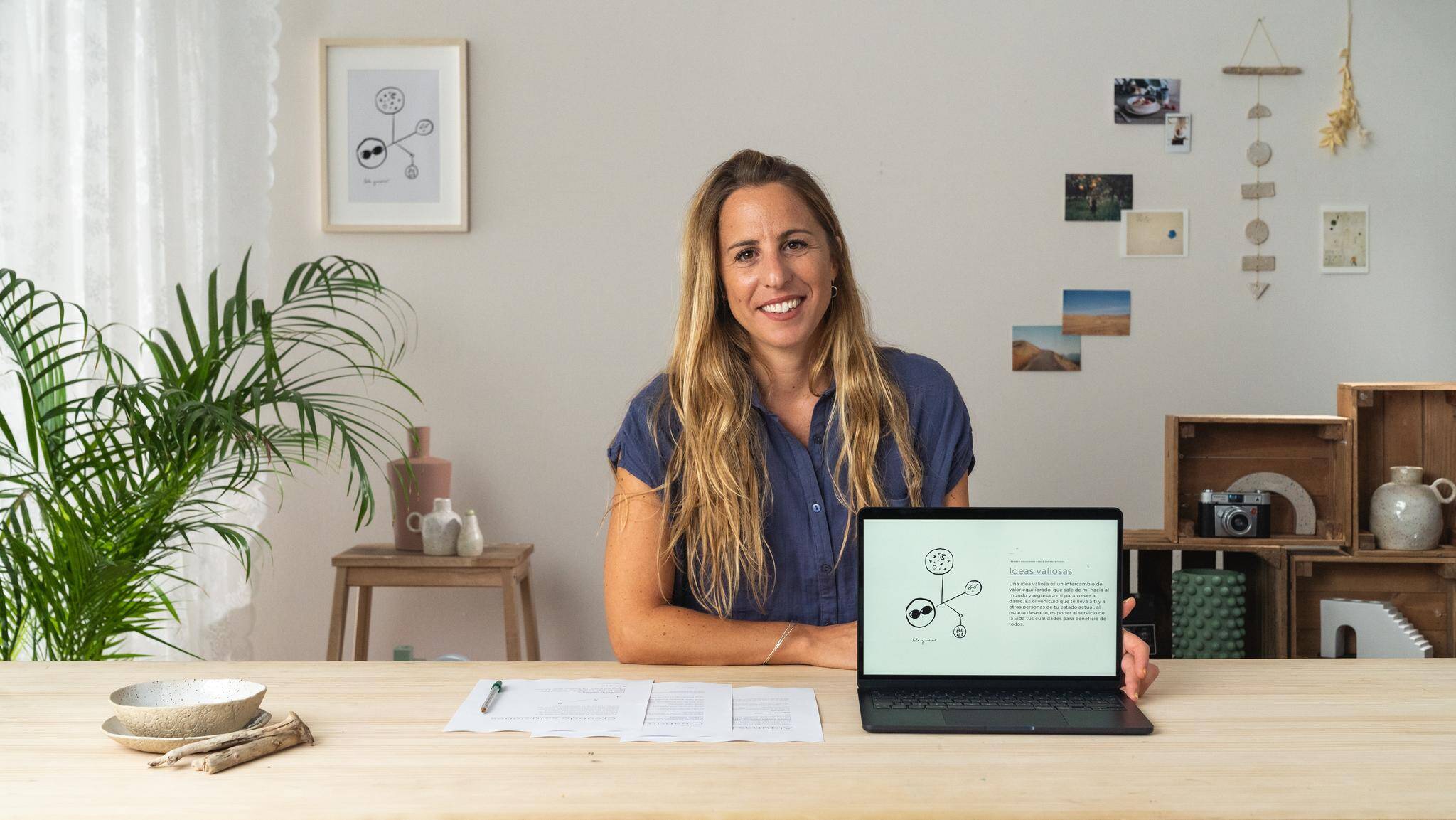 Lola Giardino - Estrategia de Marca & Product manager