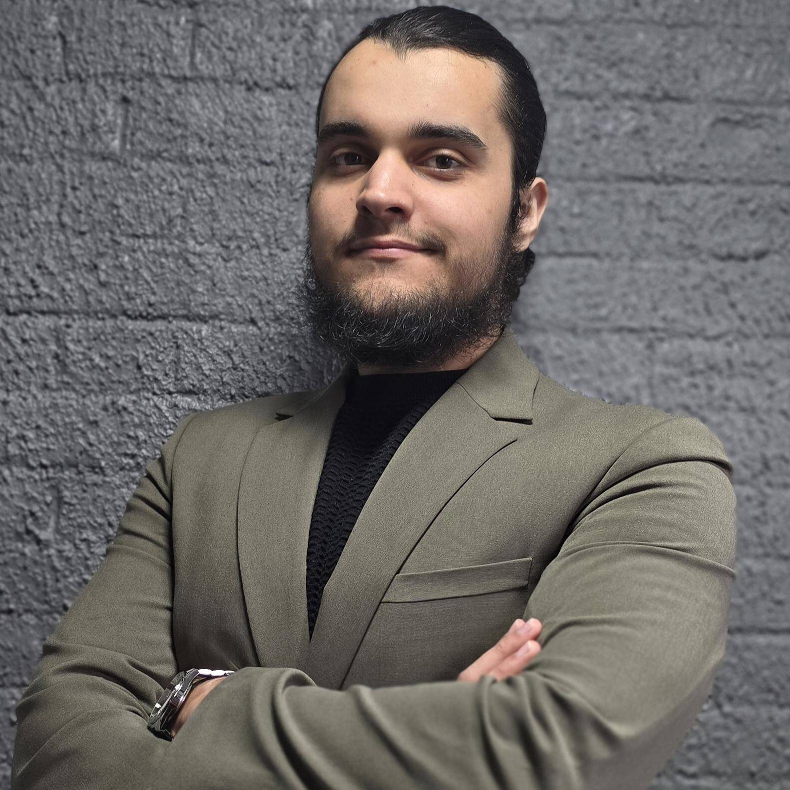 Hakim  - Consultant recrutement