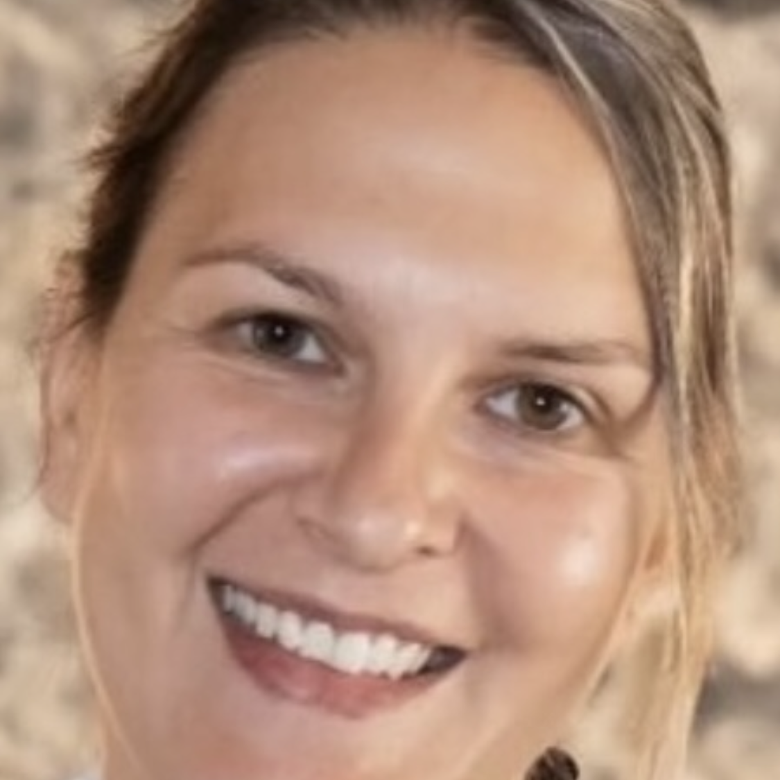 Lucie  - Rédactrice de comptes rendus de reunion