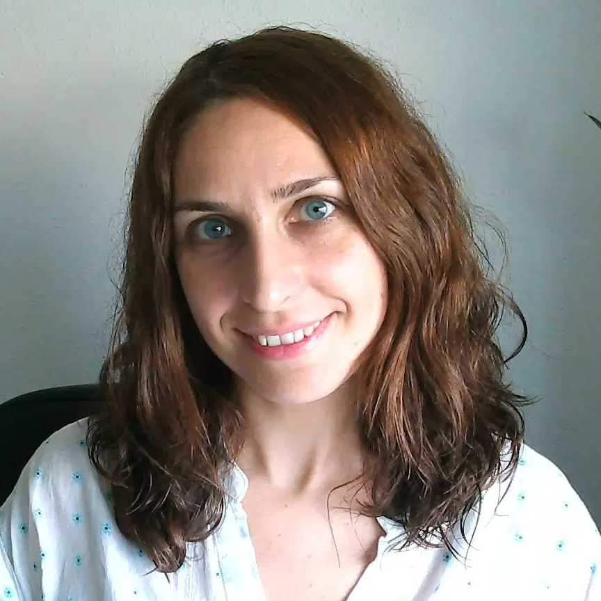 Angela G. - FullStack Developer | React | Next.js | Nest.js