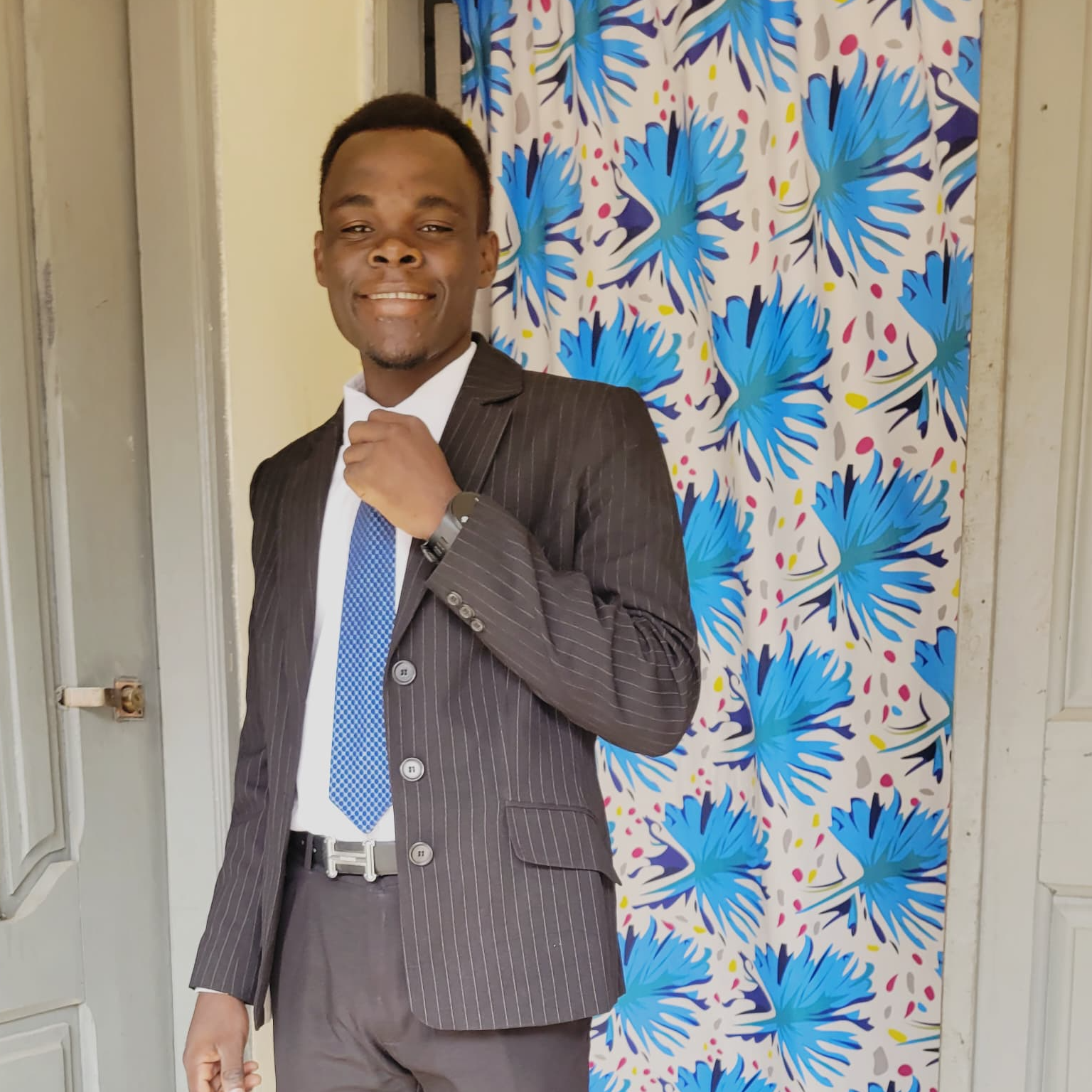 Logan Dimitri - Cyber et services informatiques. AGENCE AGENT IA