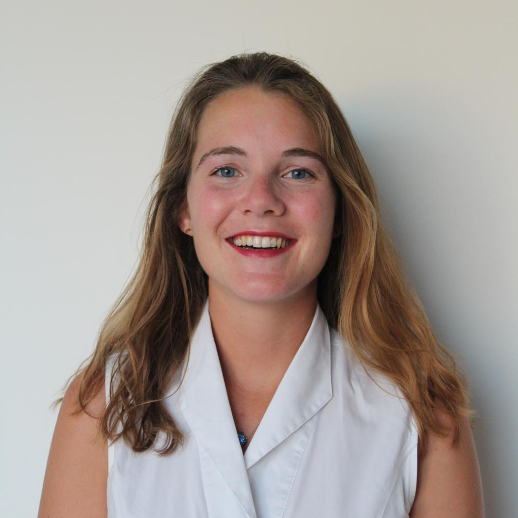 Mélanie  - Jefe de Marketing Operativo y de Producto