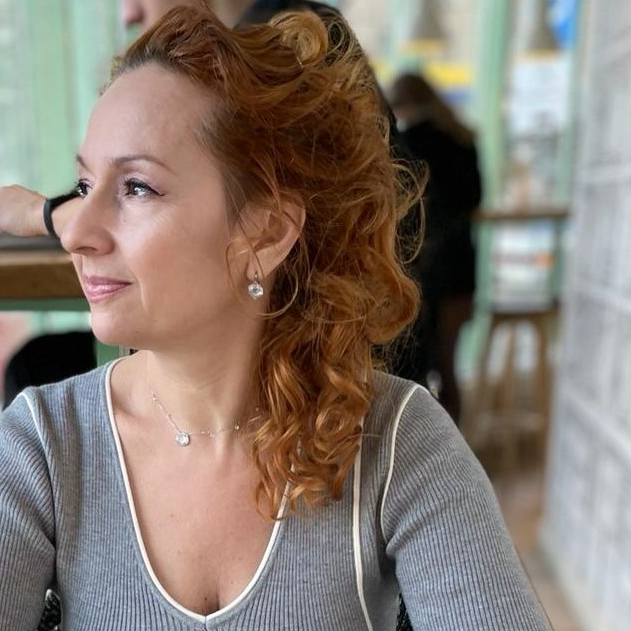 Natalia Syzrantseva - High-level UI/UX designer for Websites and Mobile 