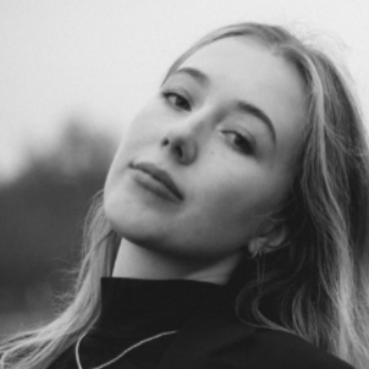 Darina Danilova - Assistante Chef de Projets Digital