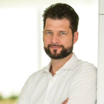 Dominik Strasser - Senior Medical Affairs professional