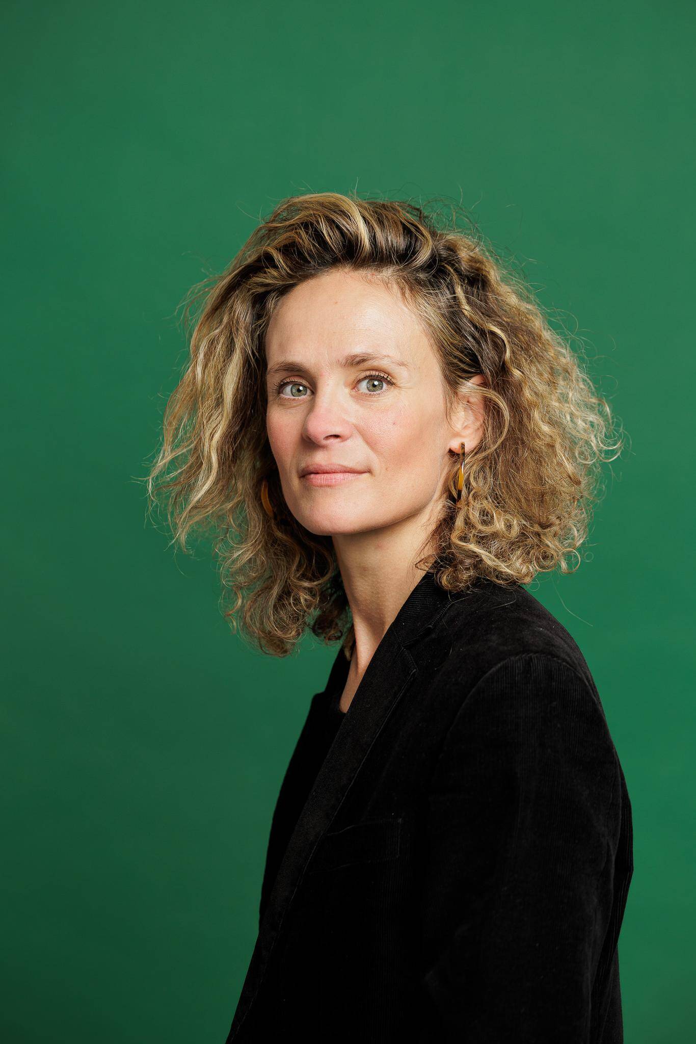Louise R.