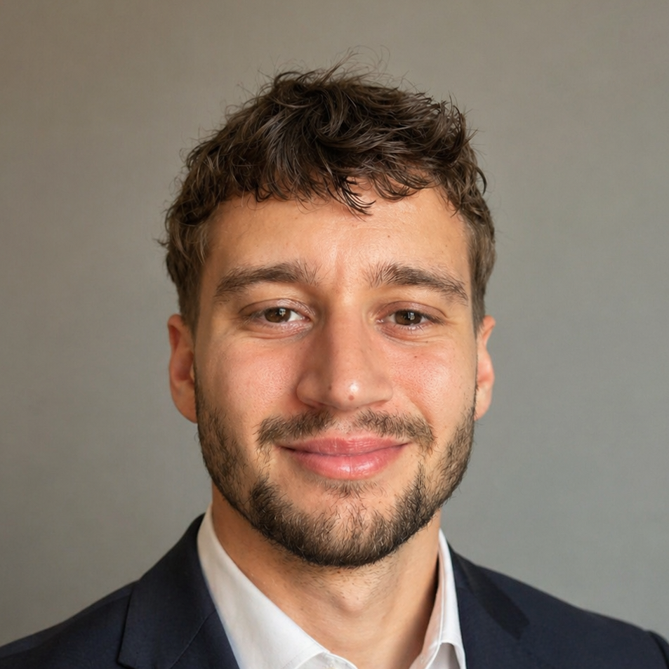 Clement  - Consultant-Formateur Immobilier & Entrepreneuriat