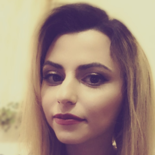 Diana T. - Senior Full-Stack Developer · Angular & Java