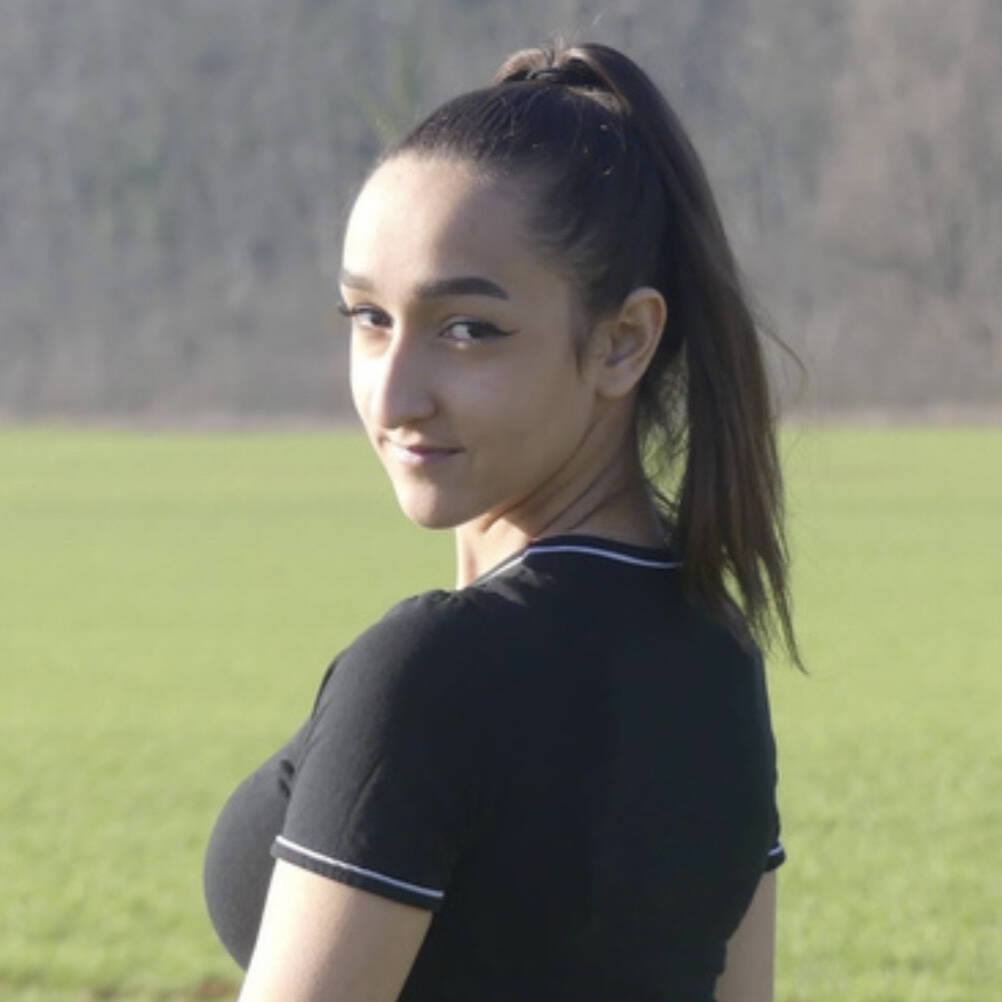 Lina Ben Salem - Commerciale téléprospectrice 