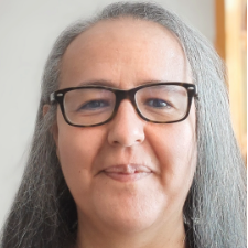 Mina Hassine - Expert Relation Client Multicanal & Support