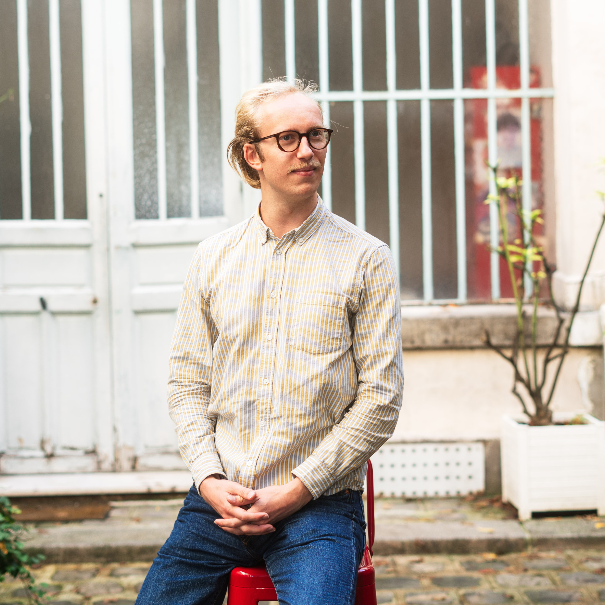 Étienne De Rochebouët - Communication / Récits de marque &Editeur Sonore