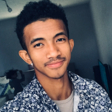 Tolotrinaivo Aaron R.