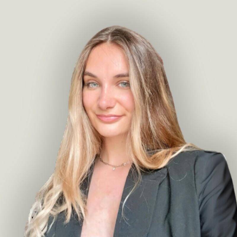 Angelina P. - Content & Social Media | Santé, Beauté & Nutrition