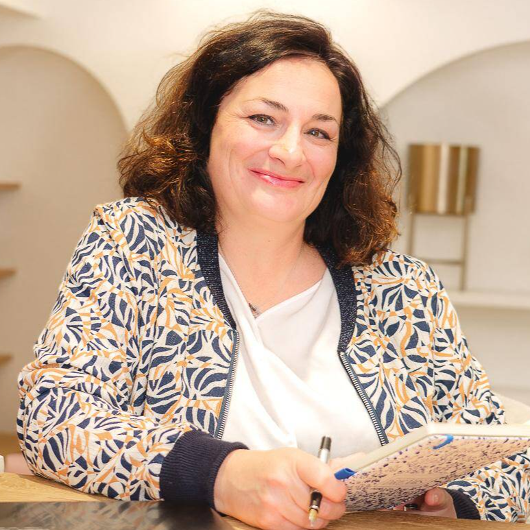 Nathalie F. - Communication | Rédaction SEO | Biographie