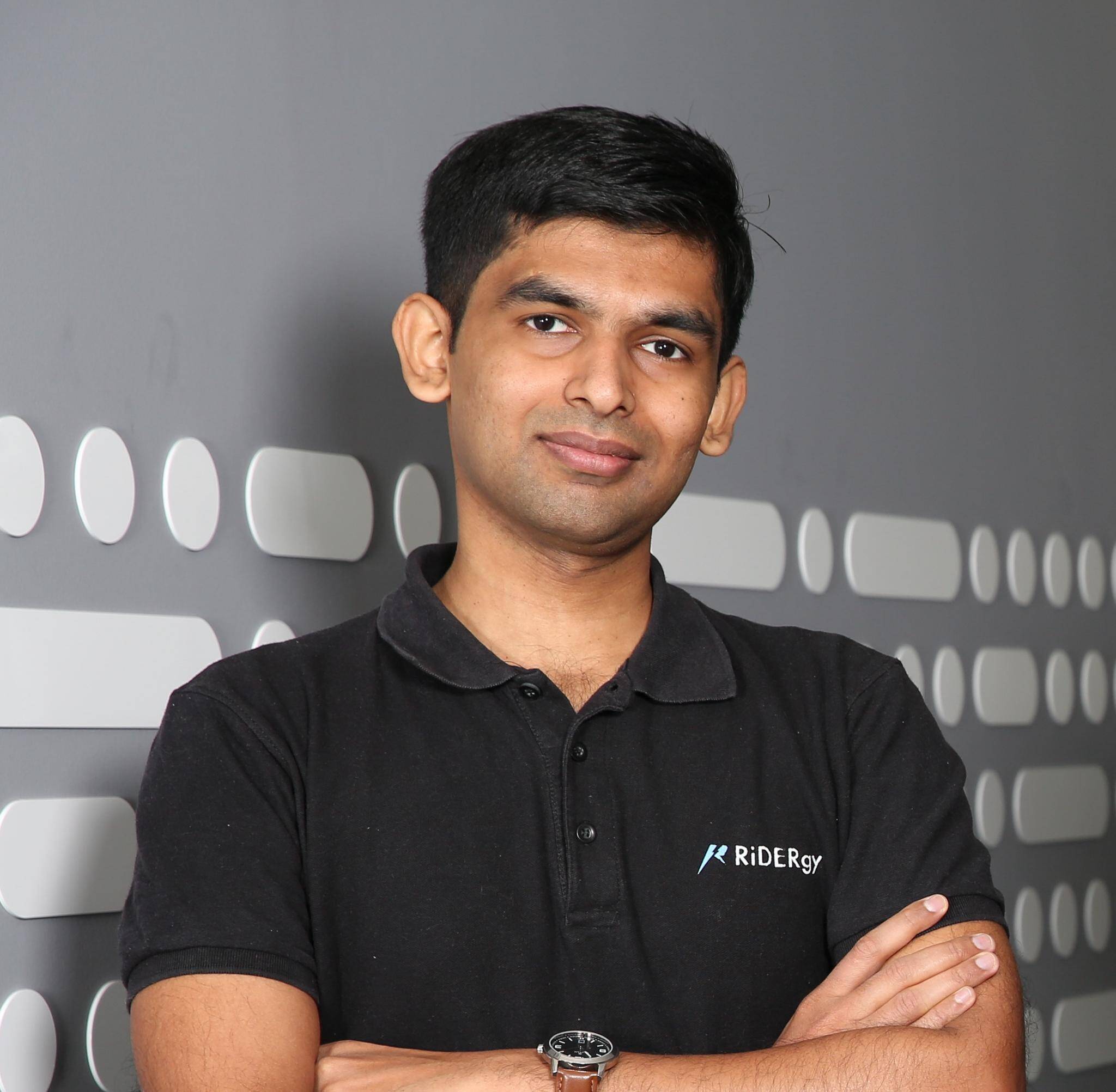 Aneeshmohan Aneeshmohan - Automatisierte Web- & KI-Lösungen | MVPs in Tag