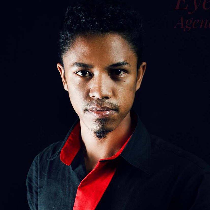 Randriamiarinoro Maxi - GRAPHIC DESIGNER | MOTION DESIGNER 
