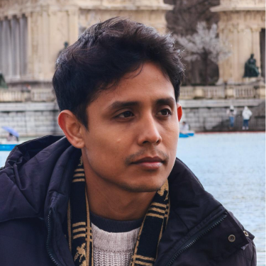 Edinson Jean Pierre Cayotopa Román - Comunicador/Diseñador/UI