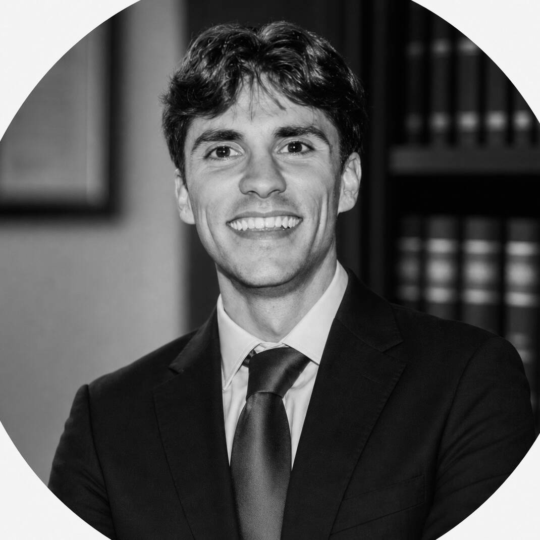 Daniel  - M&A and Corporate Legal Advisor
