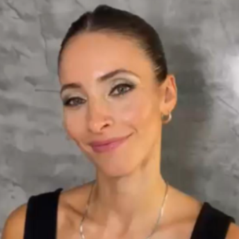Romina A. - Controller Senior | FP&A | Consultora en NetSuite