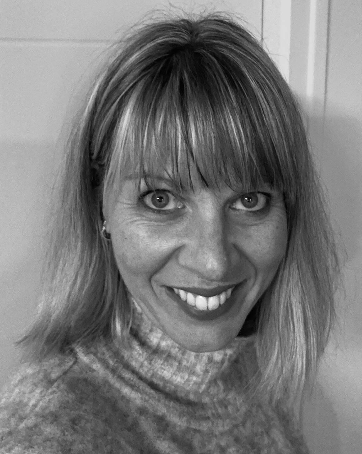 Aline  - Office Manager