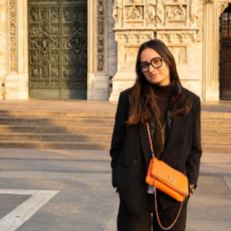 Célia Belhon - Support commercial & communication