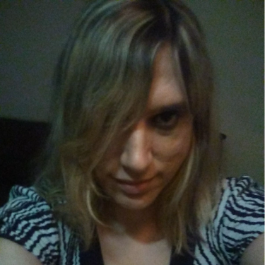 Luz Ariel Santamaría - Full Stack Developer