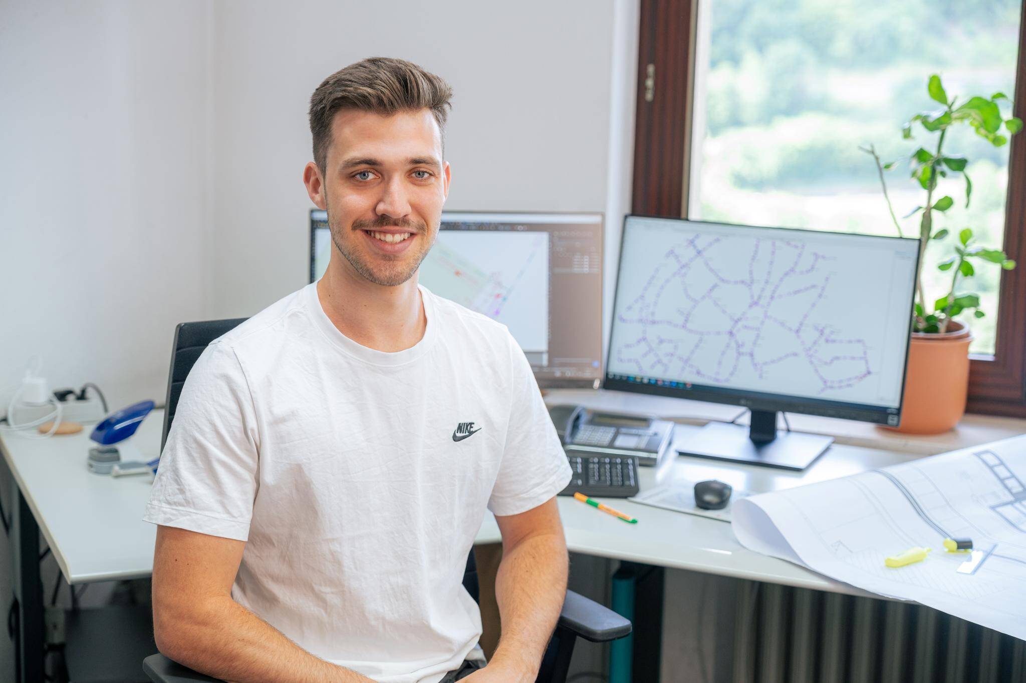 Hendrik  - Bauzeichner Tief-, Strassen-, Landschaftsbau