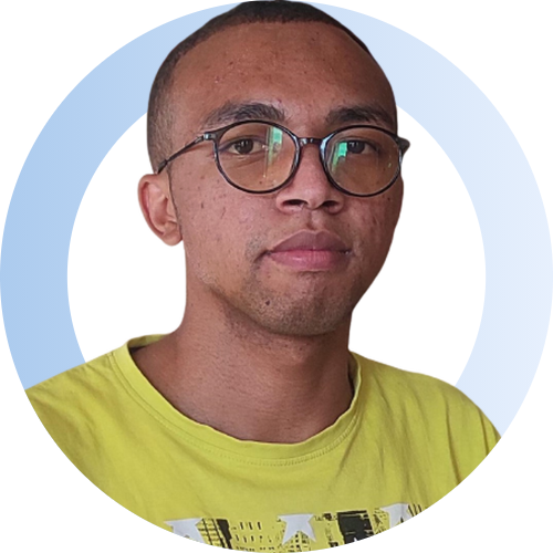 Ny Ainga R. - Développeur Front-End Spécialisé en Vue et Angular