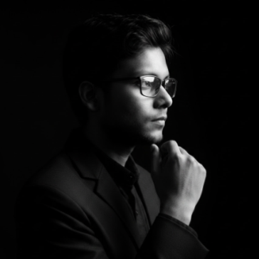 Ravi Tiwari - Senior Video Editor