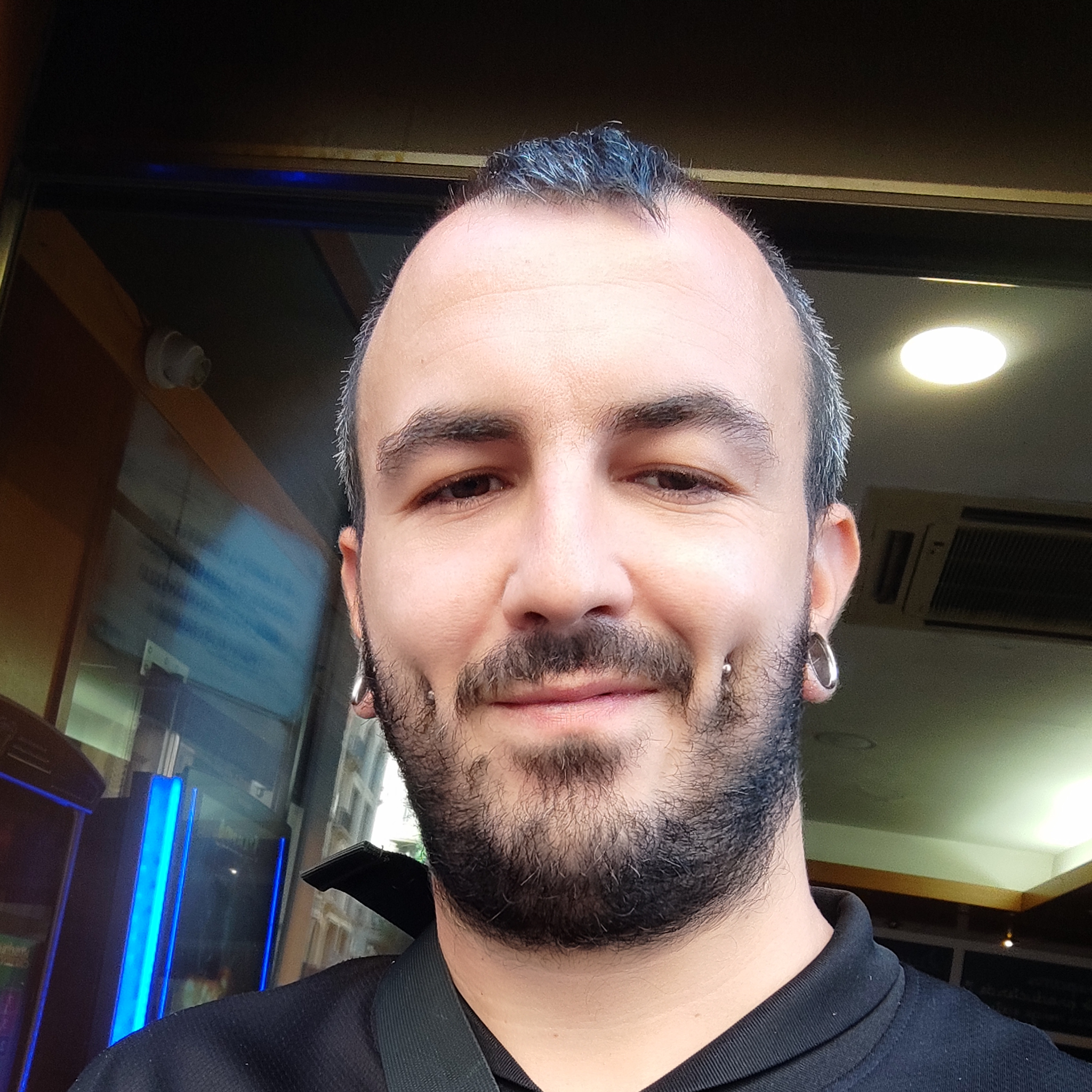 Xavier Fernández