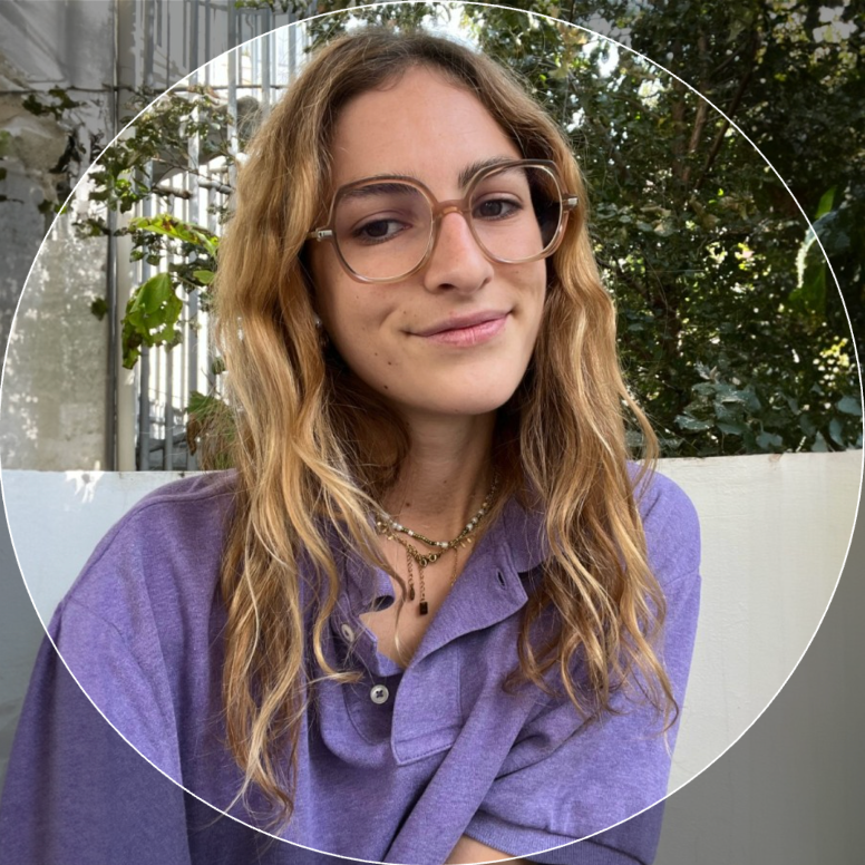 Emma Colongue - Direction Artistique / Motion Design / Web Design 