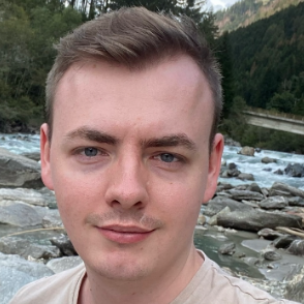 Alex Riechers - iOS Developer
