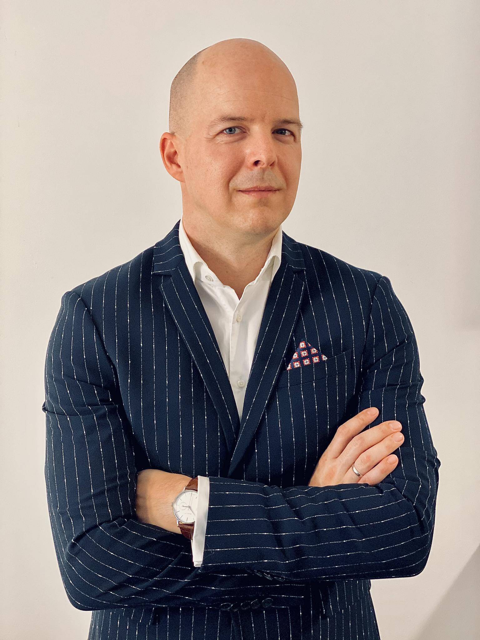 Dr. Michael Kohlert