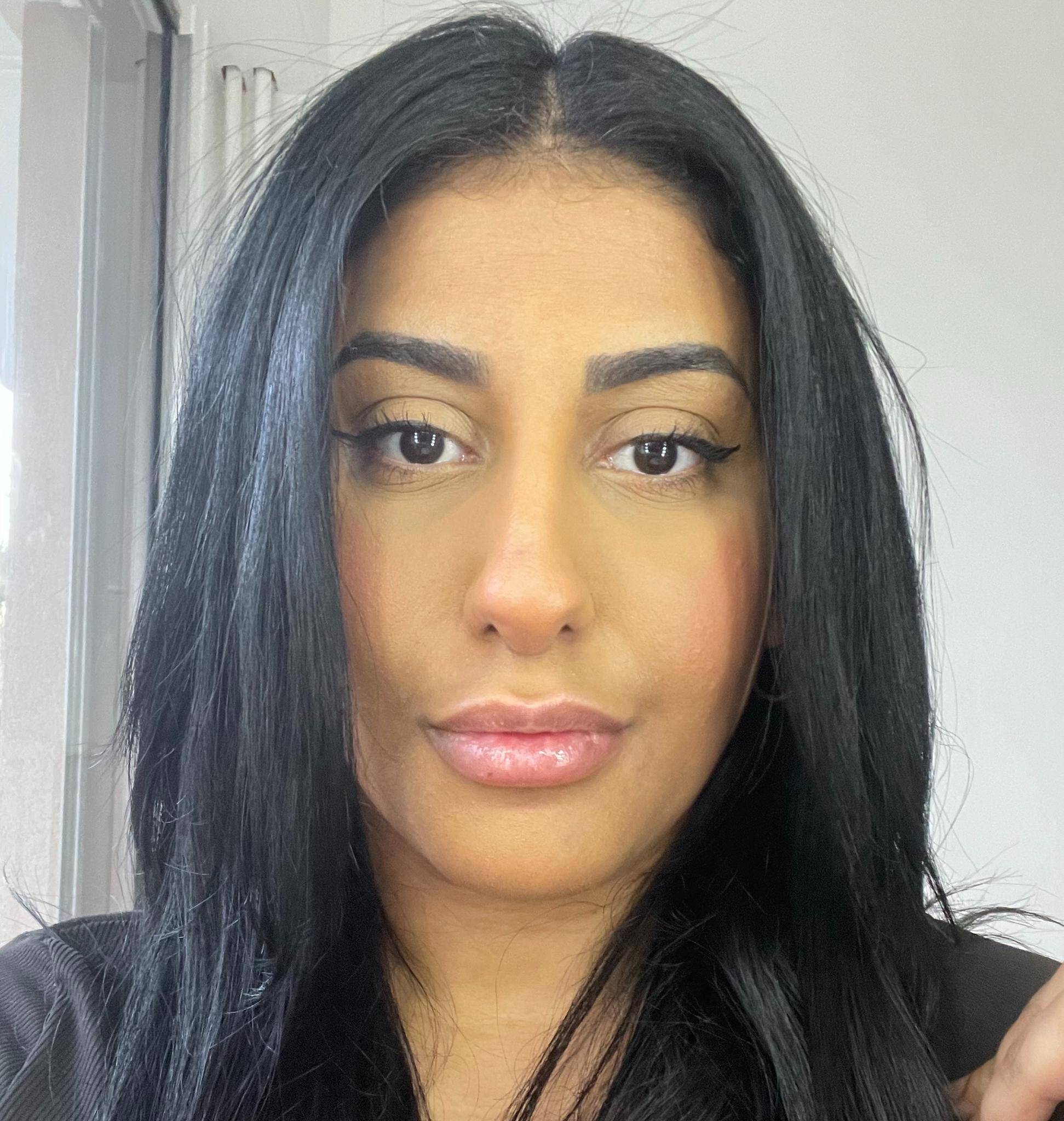 Rajae E.