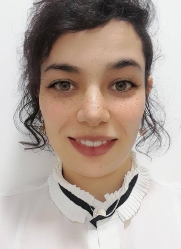 Hiba Bouzghaya - Consultante qualité Healthcare