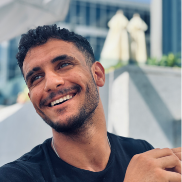 Hussein Karara - SENIOR VIDEO EDITOR | VIDEOGRAPHER| 3D ANIMATOR