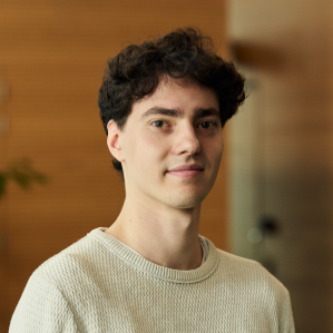 Max Stirler - Senior product designer