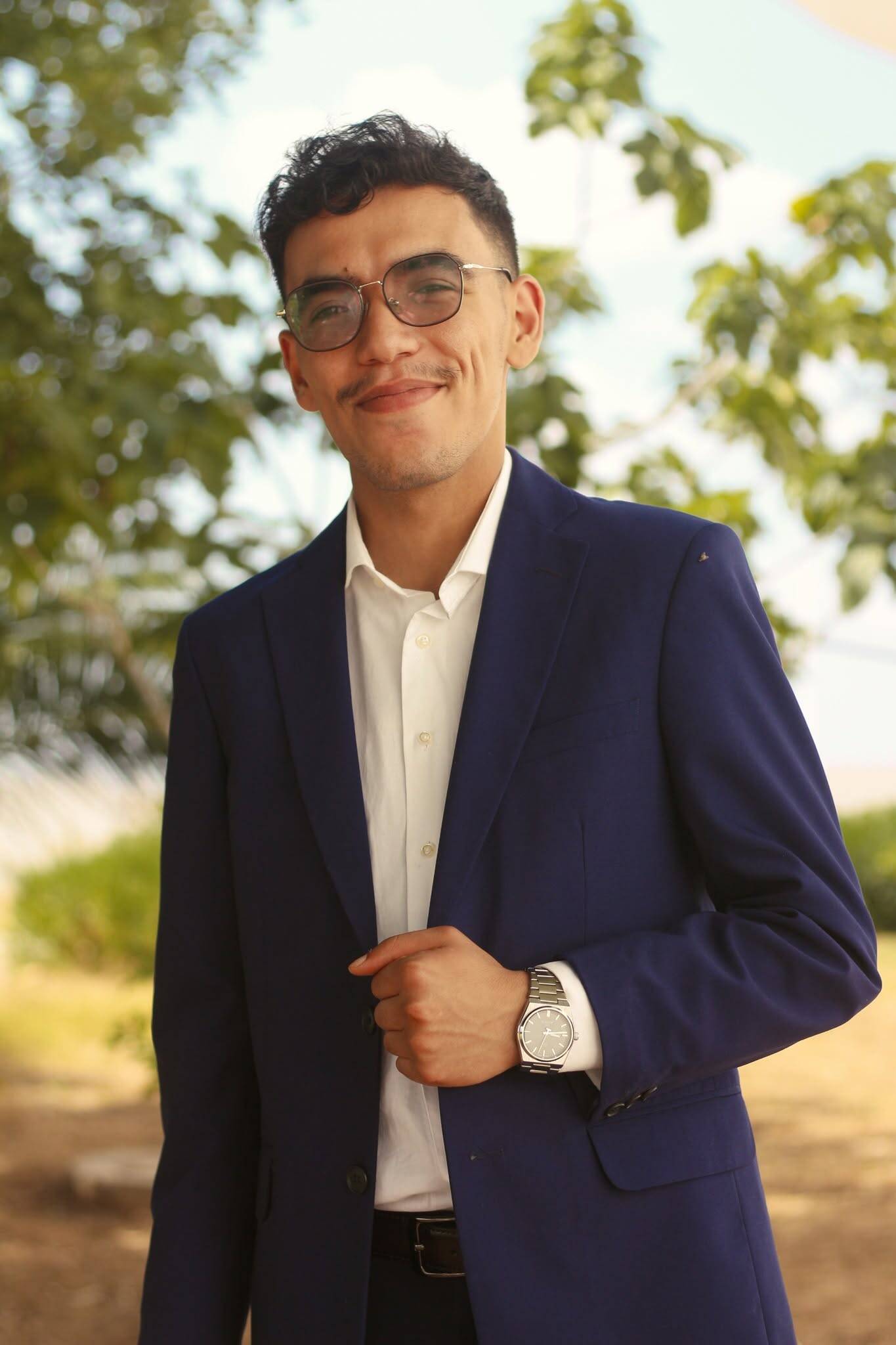 Rayen Elheni - Community Manager et Social Media manager