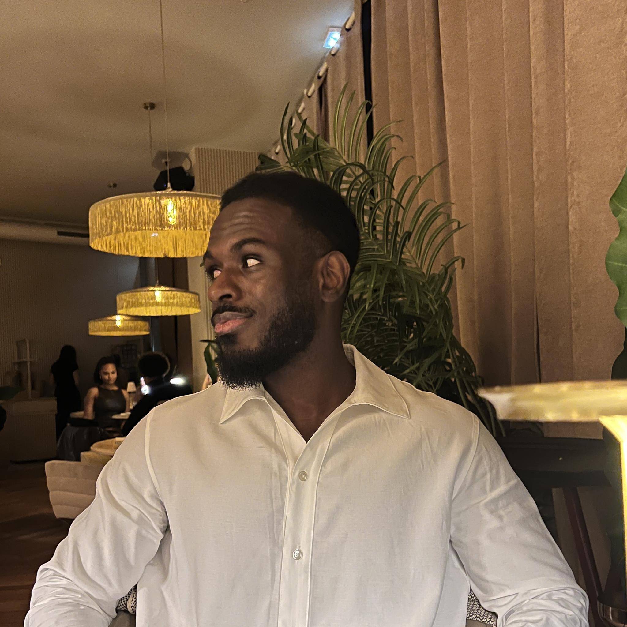 Oumar Sow - Senior Data Engineer