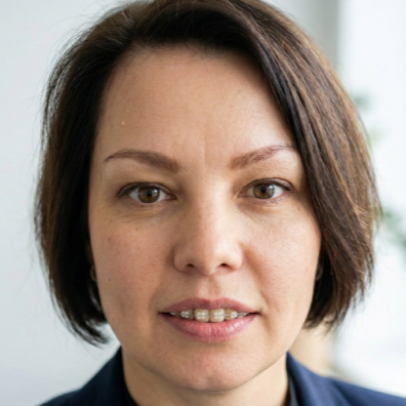 Catherine Shanshurova -  Fractional Head of Sales & Revenue Architect