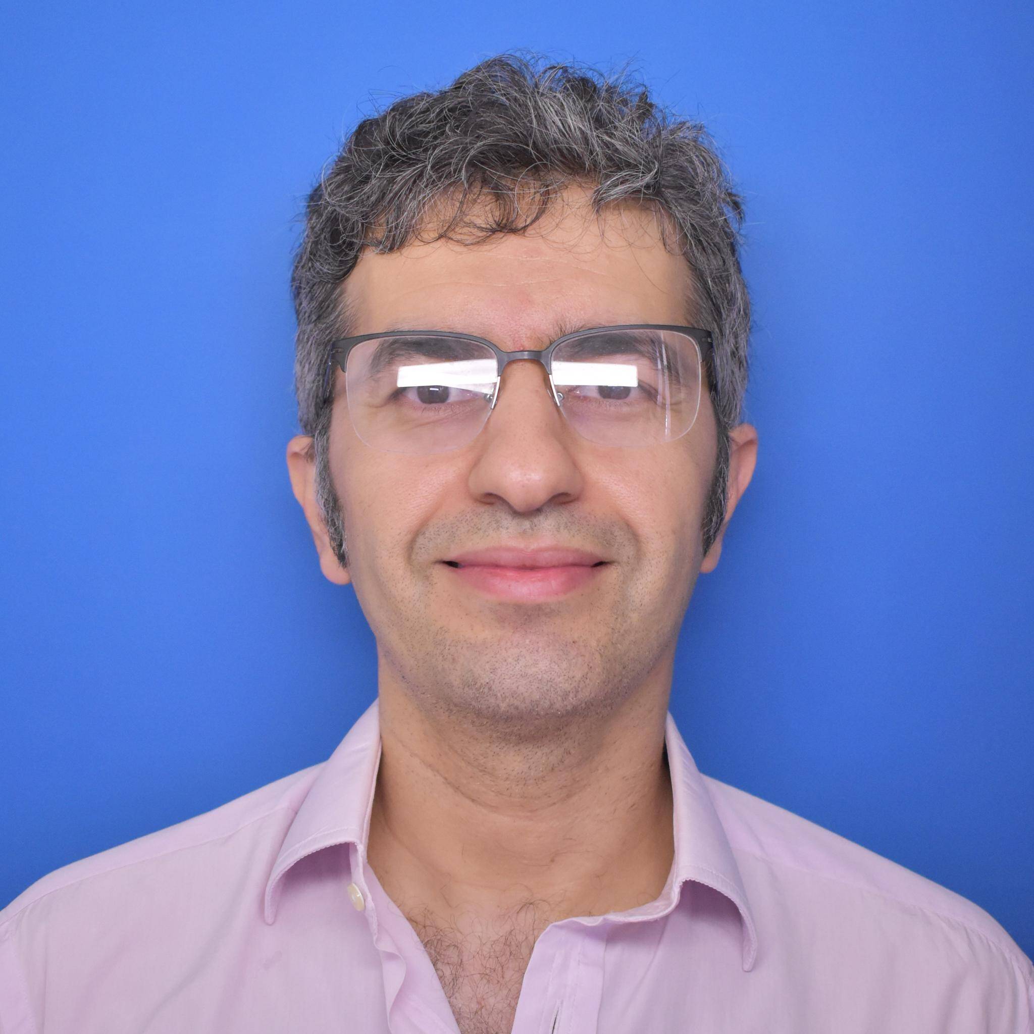Hakim B. - Analyste EXCEL VBA