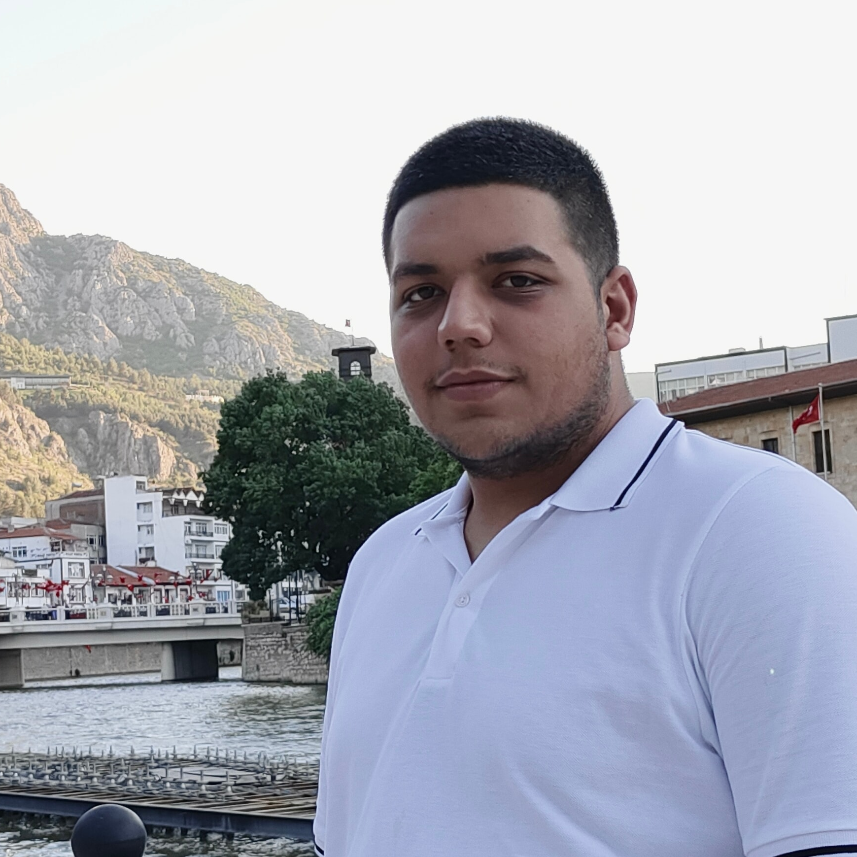 Ozan B. - AI Automation Specialist