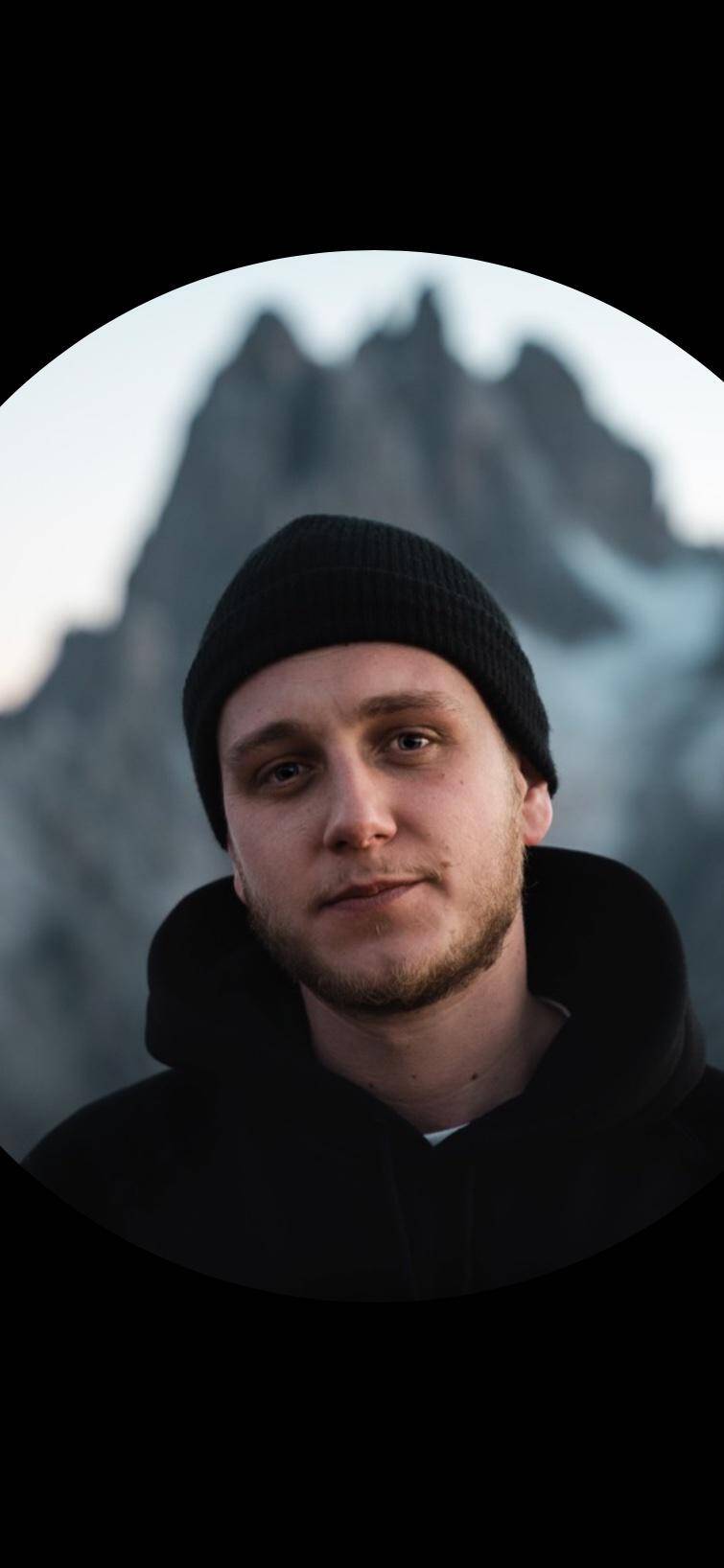 Damien B.