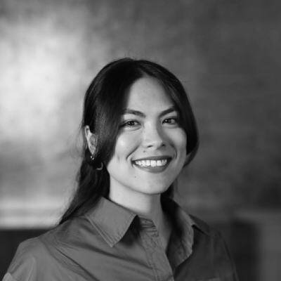 Elena H. - Stratégie Digitale • E-commerce • CRM • Growth