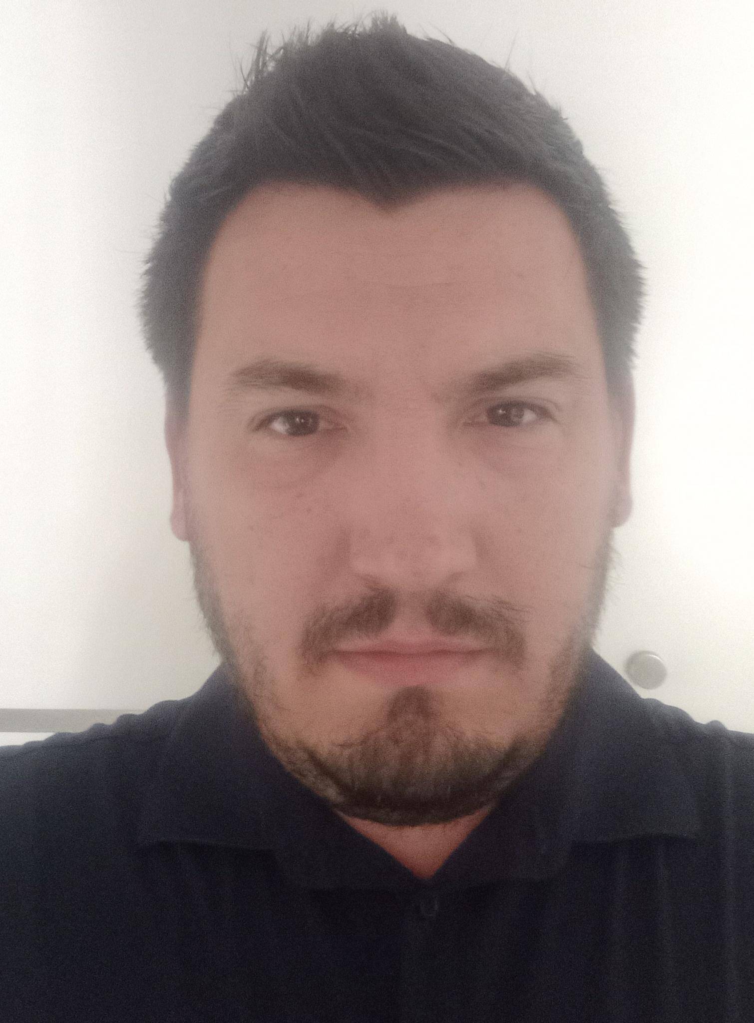 Clément T. - Directeur des ventes